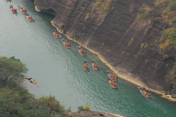 杰德5AT和CVT哪个好