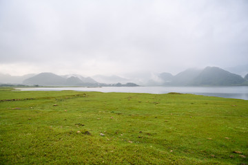 不配倒车雷达的汽车可以自己装一个雷达吗？