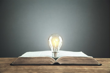 校园暴力事件成两会热议话题 代表委员有话说